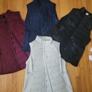 Four Avia womens lightweight vest, sz medium